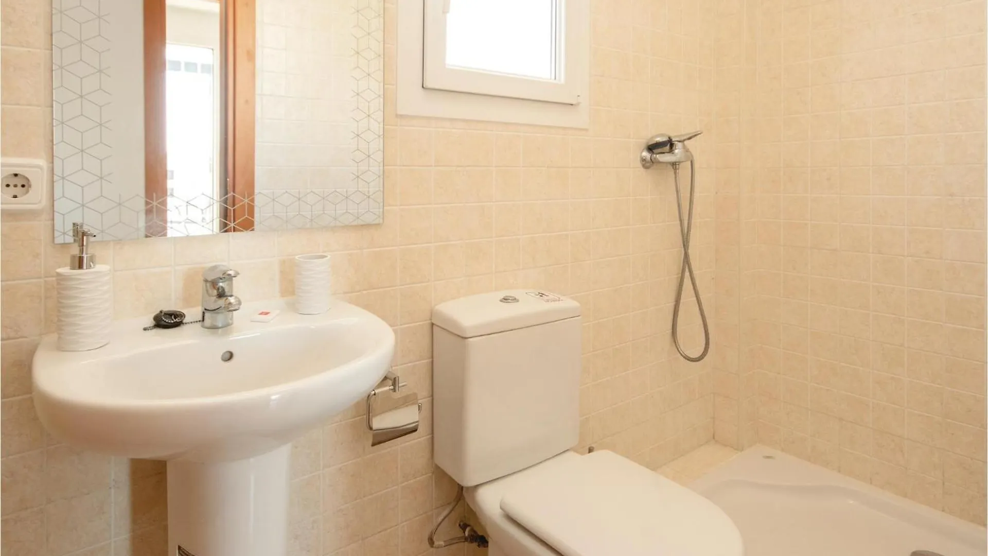 3 Bedroom Amazing Apartment In La Duquesa Castillo de Sabinillas Spain
